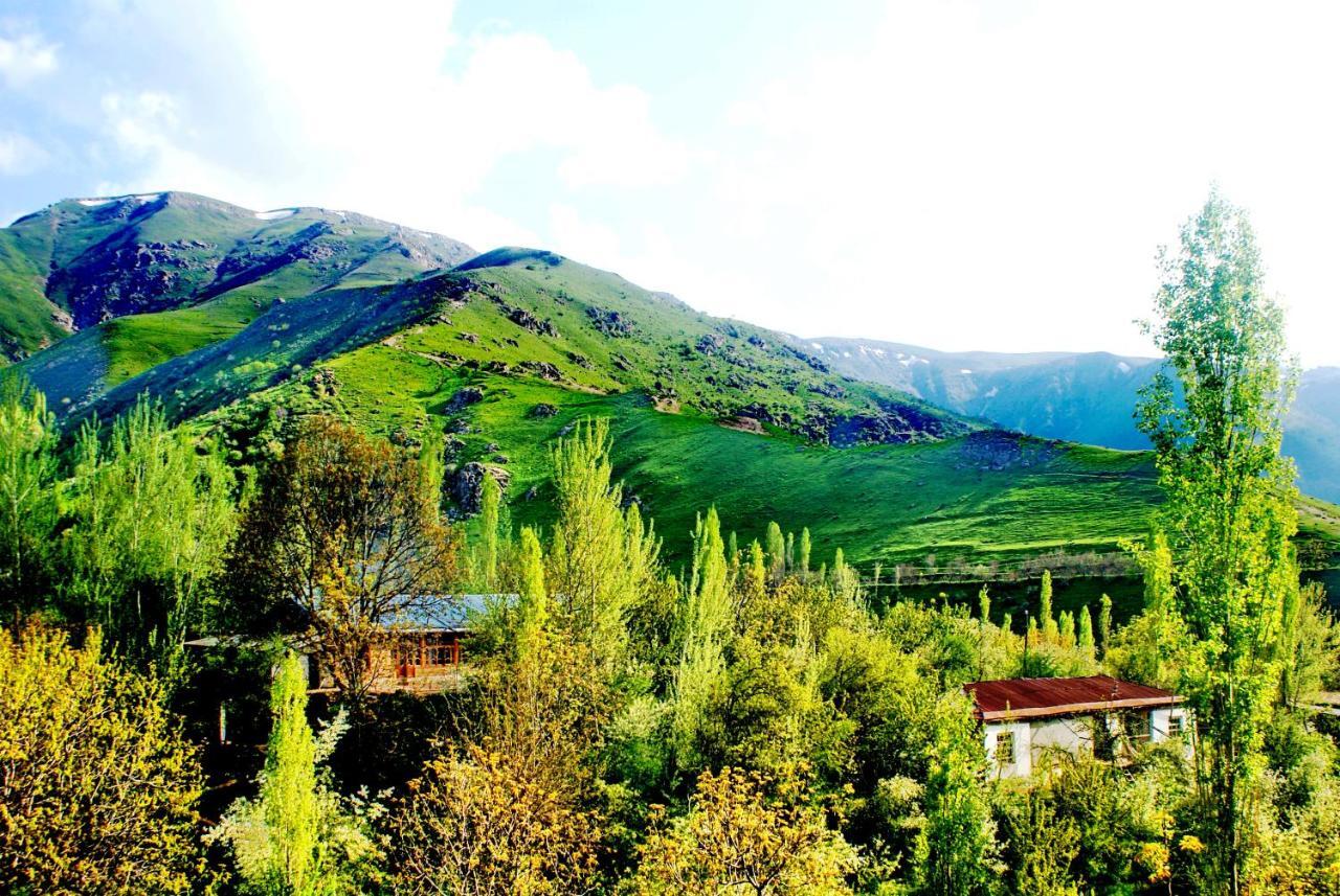 Spring Family Guest House Tersak Εξωτερικό φωτογραφία