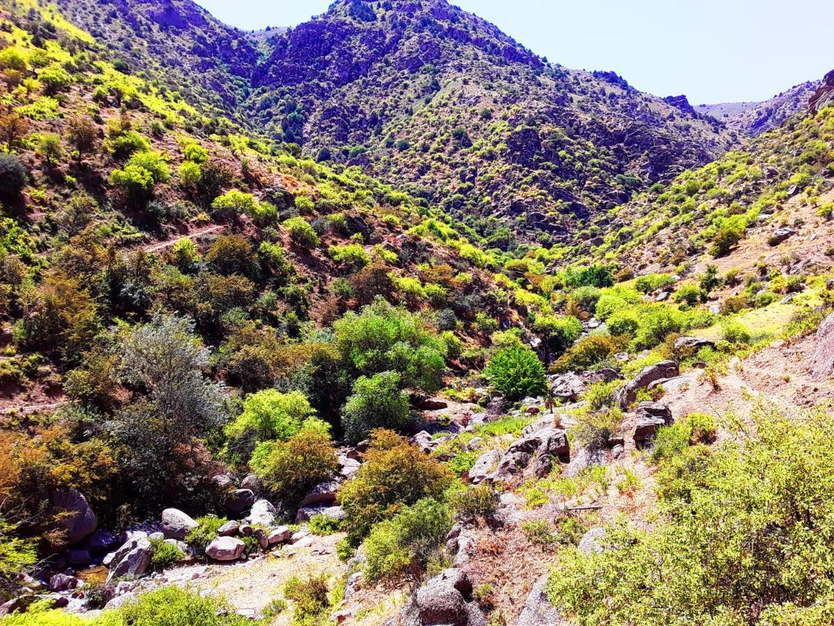 Spring Family Guest House Tersak Εξωτερικό φωτογραφία